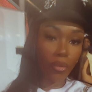 Meet your Posher, Glow!